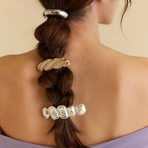 NWT Free People Oh So French Barrette in Gold